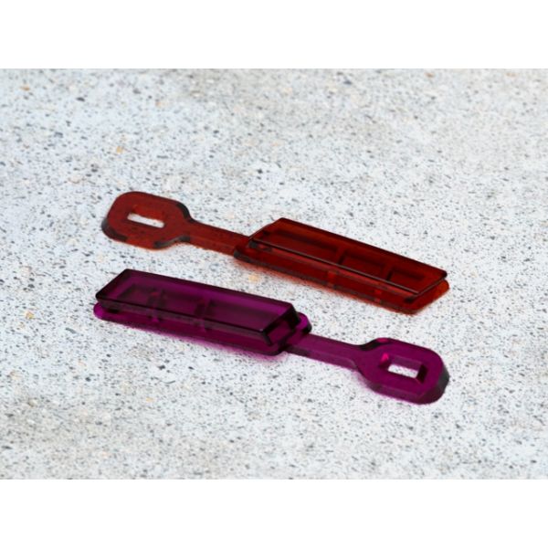 Transparent key (1*8)/ Cold runner / Two-plates mold No.19017-B