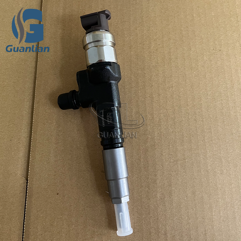 High Quality Diesel Common Rail Fuel Injector 295050-2910 1J702-53051 1J702