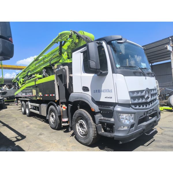 Quality Used 2021 Zoomlion 63M Concrete Pump Truck with 5-Section Z-Type Folding Boom and 170-180 m³/h Output wholesale