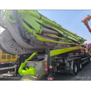 ZOOMLION 63m USED Pump Truck Concrete Pump In SITRAK Chassis 2020