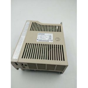 Yaskawa SGDA-04AP AC SERVO AMPLIFIER 200-230V 6/2.6A 400W NEW