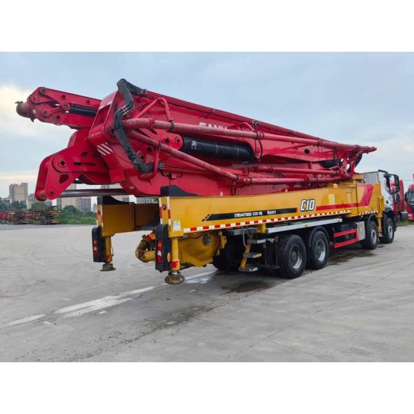 2020 62m Hydraulic Concrete Pump Truck with Perfect Machining Process and Hydraulic Pump
