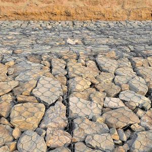 Cheap Custom-Sized Galvanized Gabion Mesh Anti Corrosion Stone Cage Netting For Construction for sale