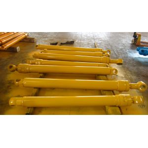 China Komatsu PC200 hydraulic cylinder, Boom cylinder, Arm cylinder, Bucket cylinder on sale