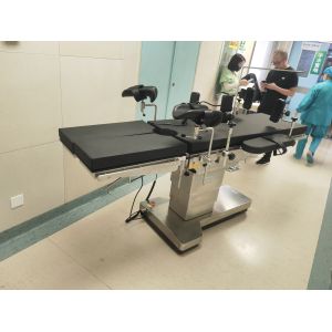 China Electric Hydraulic Operating Table Clinic Exam Tables Electric Push Rod Doctor Exam Table Pediatric Examination Table on sale China Electric Hydraulic Operating Table Clinic Exam Tables Electric Push Rod Doctor Exam Table Pediatric Examination Table on sale