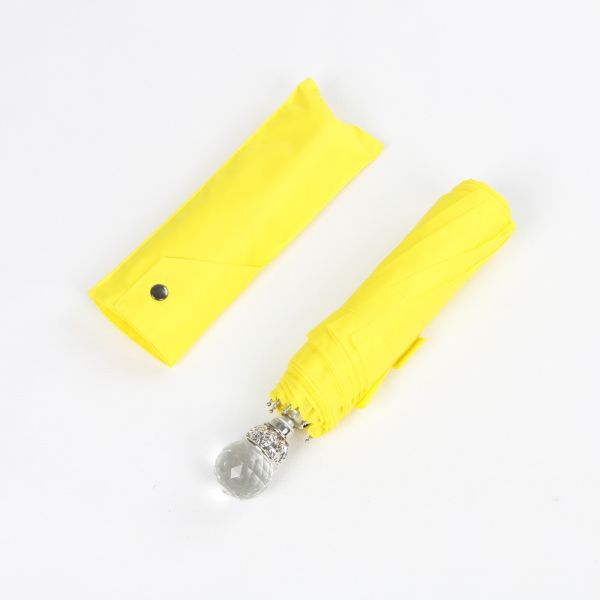 Quality black yellow folding pongee three fold umbrella with stone handle wholesale
