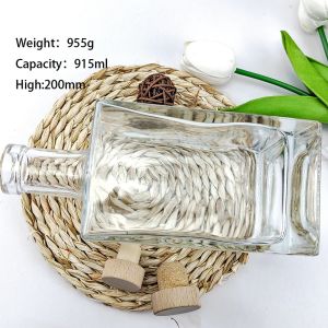 China Vodka Spirits Glass Bottles with High Polymer Plug and Screen Printing Surface on sale