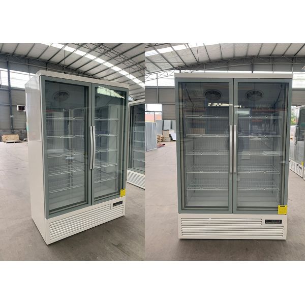 R290 Self Contained Insulated White Merchandiser Freezer With Swing Glass Door