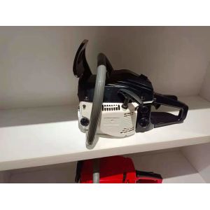 1.8KW Strong Power Wood Cutting Chainsaw 45.8CC Cutter Chainsaw High Speed