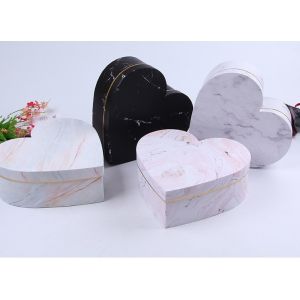 Custom Order Accepted Luxury Heart Shape Plastic Flower Gift Box with Customized