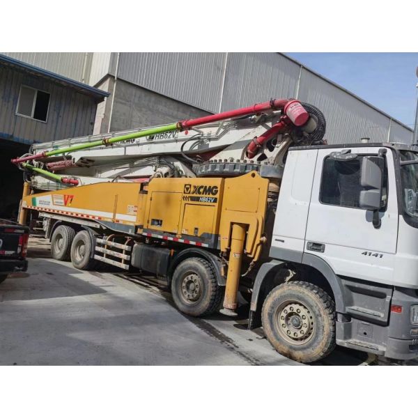 2019 Xg 58m Benz Used Heavy Equipment Concrete Boom Pump for Construction in Orange