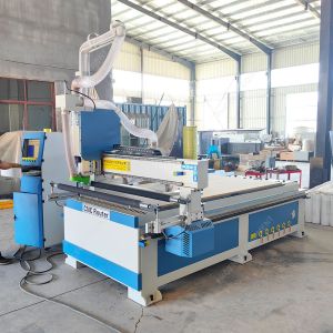 Single Spindle Woodworking Carving Engraving CNC Router Machine with 1300mm