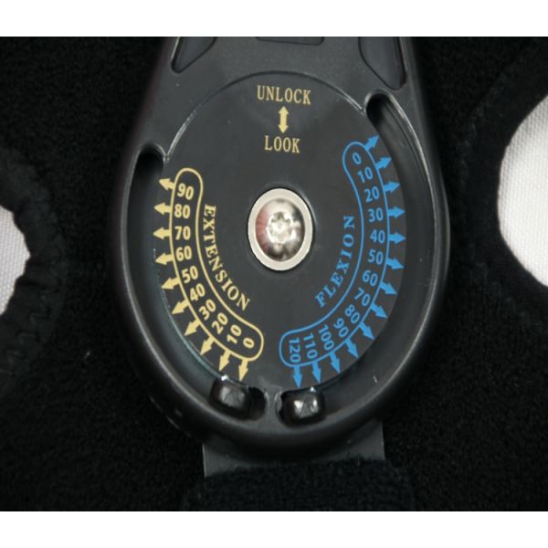 Adjustable Knee Fixation Brace / Neoprene Knee Brace Dual Purpose Black Color