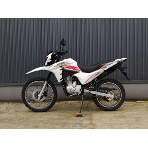 250cc Engine Off Road Motorcycle Four Stroke With Led Handlebar Guard 98km/H