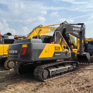 Volvo EC210 Used Hydraulic Excavator 21 Tonnage 123KW 1.0m3 Bucket Capacity