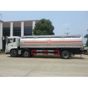 China Sinotruk Howo Oil  Tanker Truck 6x2 21.3M3 Tank Volume With Manual Transmission on sale
