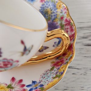 220cc Amorous Smooth Modeling English Bone China Tea Cups