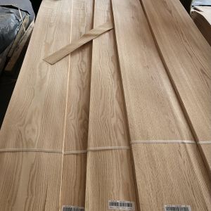 Heatproof Raw Natural Wood Veneer Recycled Moistureproof Width 13-15cm