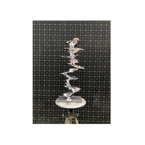 Mirror Polished Twisted Column Stainless Steel Sculpture For Garden Or Home Decoration
