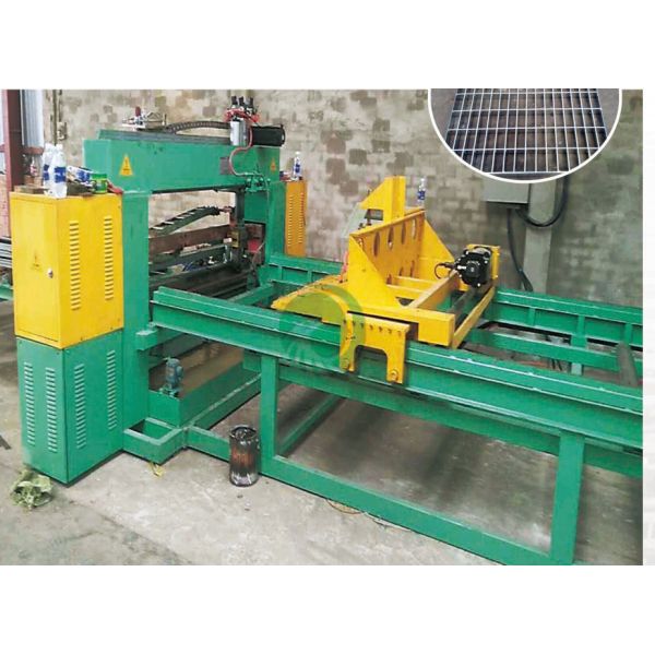 Quality Manual / Automatic Galvanized Wire Spot Welding Machine / Reinforcing Mesh Machine wholesale