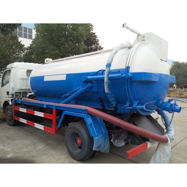 6cbm Sewer Jetter Truck , Dongfeng 120hp 6 Tons Sewage Suction Tanker Truck