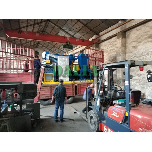 High Efficiency Copper Cable Granulator Machine Customized Voltage DALIA