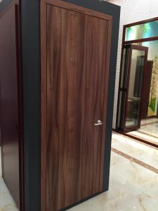 Top quality  apartment building entrance door manufacturer