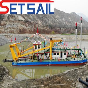 Cheap Diesel Power Type 10inch Water Flow 1500m3 Cutter Suction Dredger for River Samples for sale