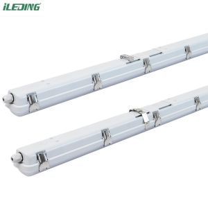 PC Material 8FT 110W LED Vapor Tight Tri Proof Light IP66 NEMA 4X For Farm Car