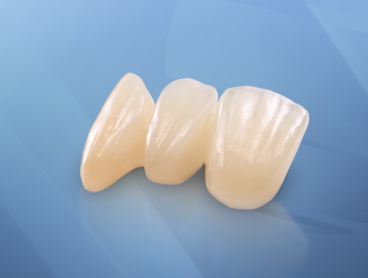 1200Mpa Pre Sintered CAD CAM Zirconia Blank 57% High Transmittance 98mm 95mm