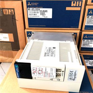 2KW MR-J2S Series 3-Phase Servo Motor Drive MR-J2S-200A AC Servo Amplifier