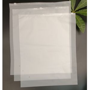 Reusable Versatile Durable CPE Zipper Bag Secure Seal For Clothes And Small