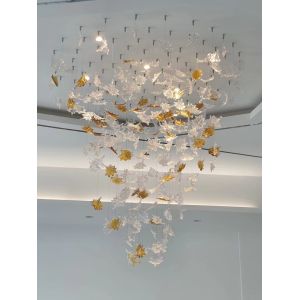 ODM Maple Leaf Chandelier Anti Glare Customized Pendant Lamp