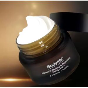 China Vitamin C Vitalizing & Brightening Toning Cream with Collagen Vitamin E Pearl Vitamin B5 OEM/ODM Supply on sale