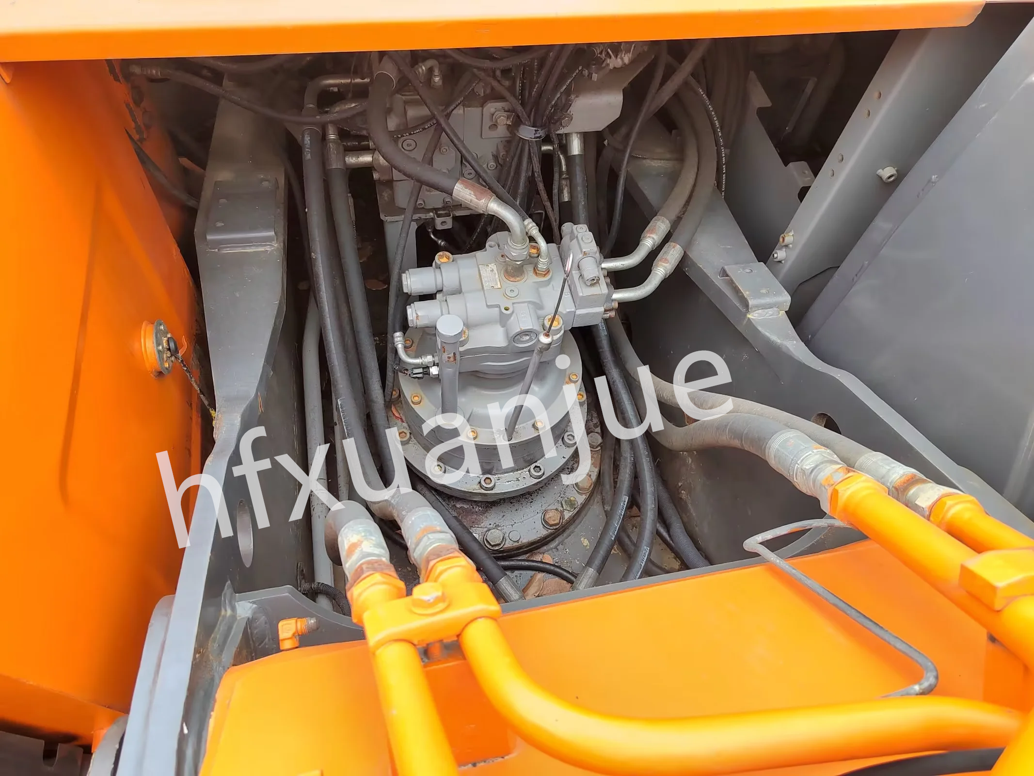 Second Hand Hitachi Hydraulic Excavator Crawler ZX250H-3 Turbocharged