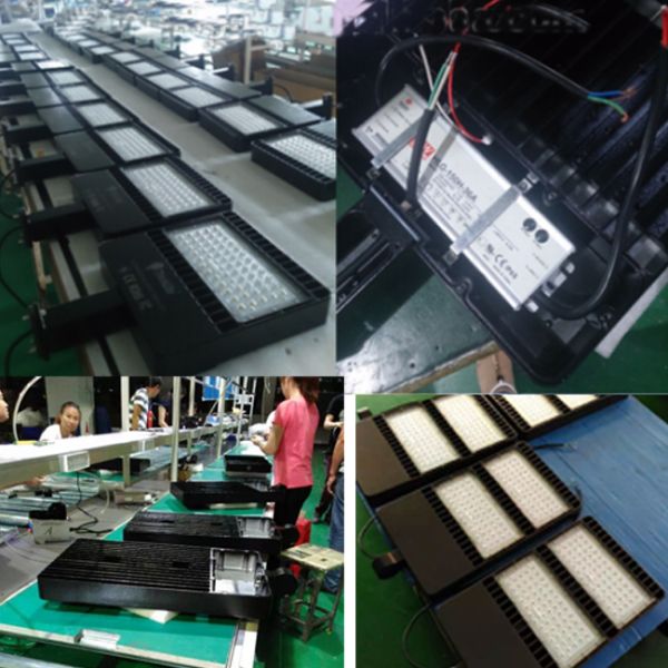 100Watt LED Parking Lot Lighting SAMSUNG 13000LM IP65 With Photocell sensor