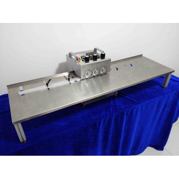 T5 LED Tube Pre Scored Board PCB Depaneling Machine 0.3mm - 3.5mm thickness