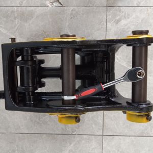 Excavator Hydraulic Quick Coupler Mechanical One Piece Casting