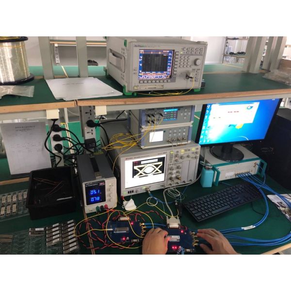 4 Channel 25Gbps BERT Bit Error Tester For Optical Transceiver User Define Patterns