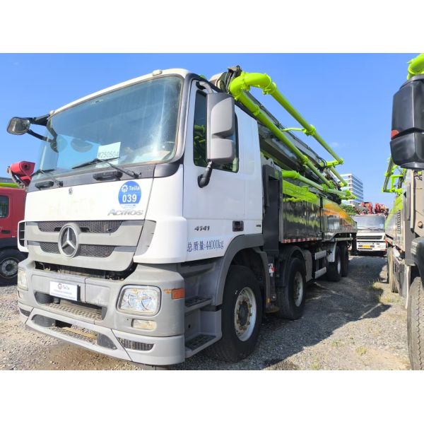 2019 Used Zoomlion 56M Concrete Pump Truck Mercedes Benz Chassis with Intelligen