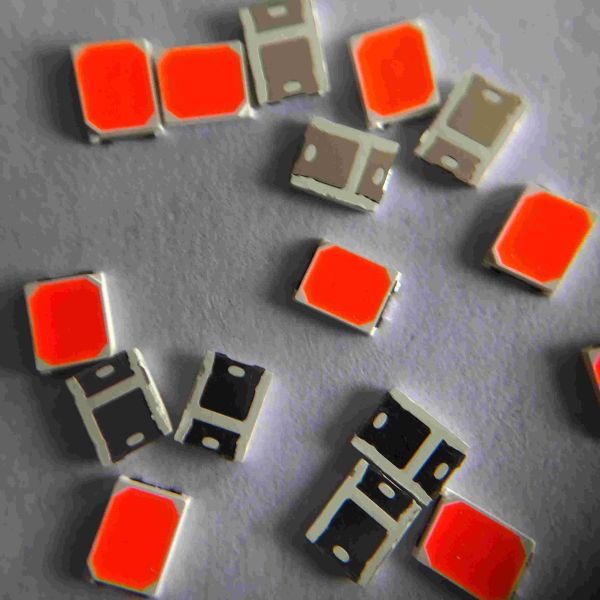 Precise Color Control Red-Green-Blue LED Chip in 3.2mm X 2.8mm Package Size with