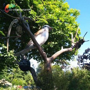 ISO Garden Ornaments Realistic Animatronic Looking Bird Lifelike Animals