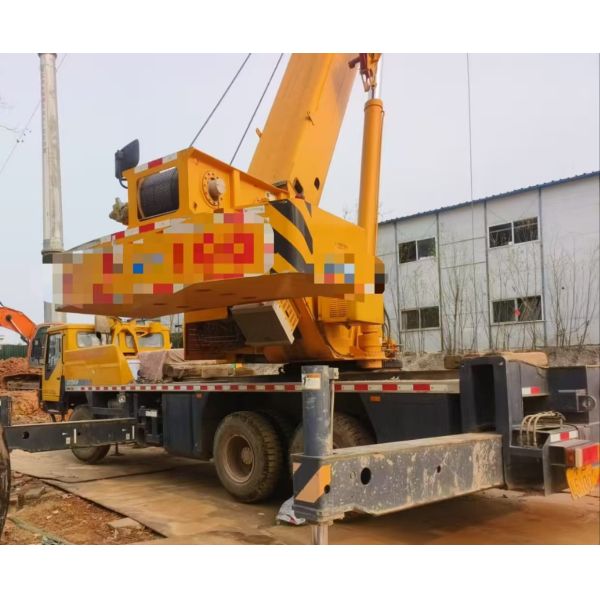 Quality XCMG Heavy Equipment QY25K5F 25 Ton Used Mobile Truck Crane for Sale wholesale