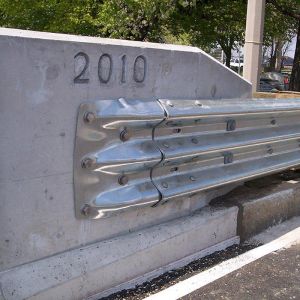 Road Safety Guardrail Bridge Terminal End Hot Dip Galvanized Construction