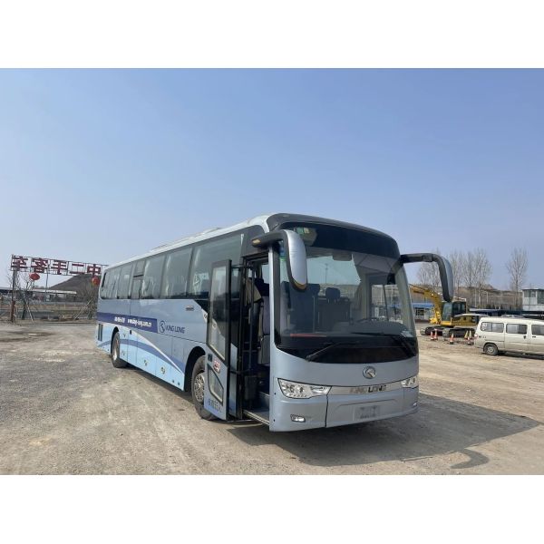 2nd Hand Bus 2016 Year Used Kinglong Bus XMQ6120 Light Blue Color 48 Seats