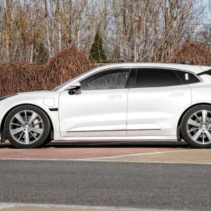 Medium Large EV Sedans 5 Seats High Speed Electric Vehicle ME Version