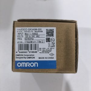 Omron E5CC-QX3A5M-000 Temperature Controller 1/16 DIN 12 VDC Pulse Output 100