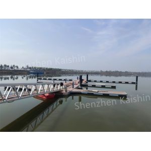 UV Resistant Marine Aluminum Gangways WPC Decking Floating Dock Ramp