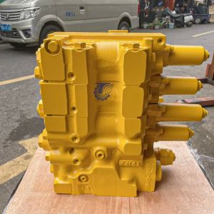 Komatsu D155A-3 D155A-5 control valve 723-64-11200 7236411200