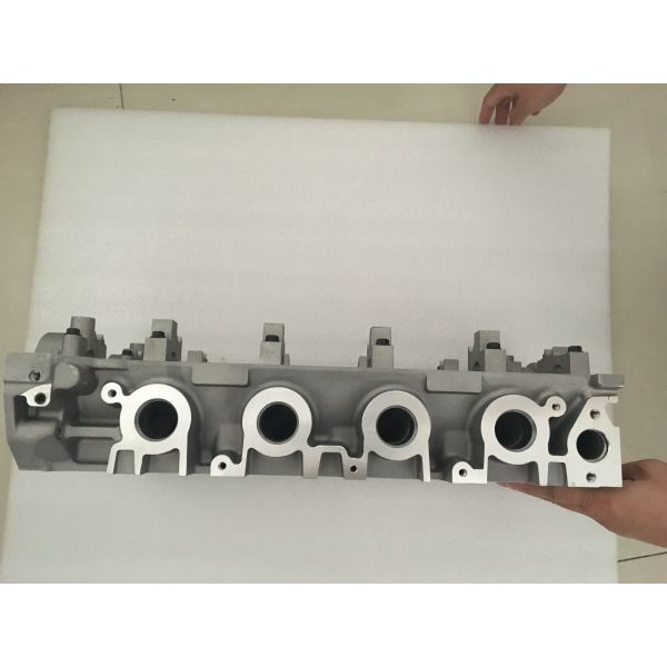 Cylinder Head For Master dci100 2.2l Part No. 8200408642 For G9U G9U730